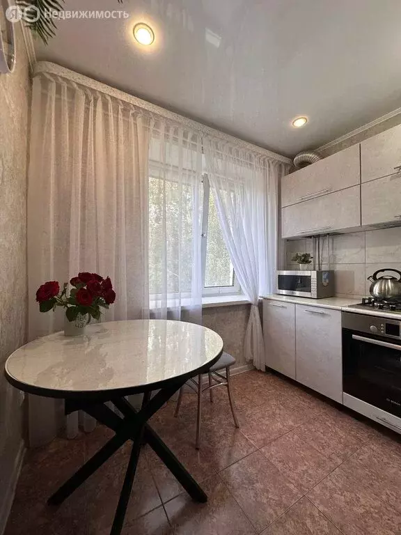 3-комнатная квартира: Пенза, улица Клары Цеткин, 45 (64 м) - Фото 0