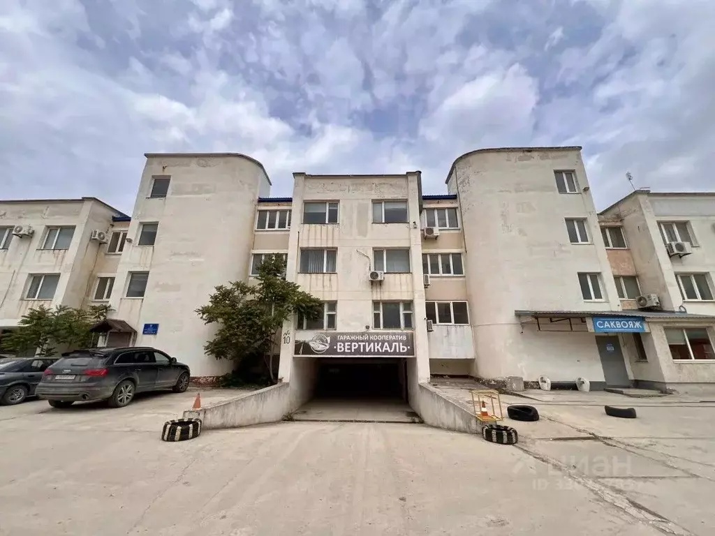 Гараж в Крым, Евпатория ул. Чапаева, 10 (18 м) - Фото 1