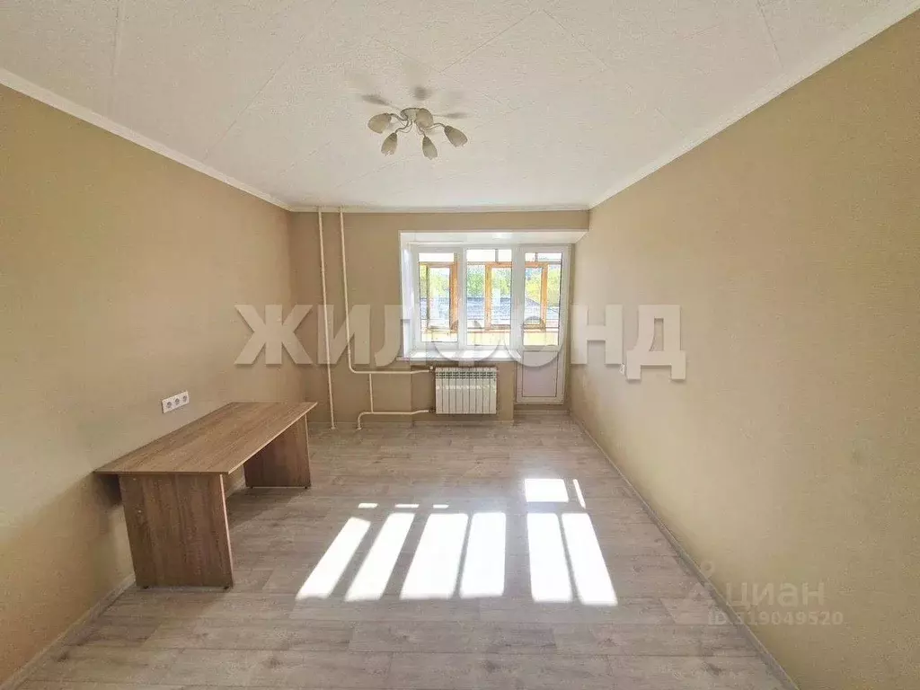 2-к кв. Томская область, Томск Тверская ул., 75 (45.0 м) - Фото 0