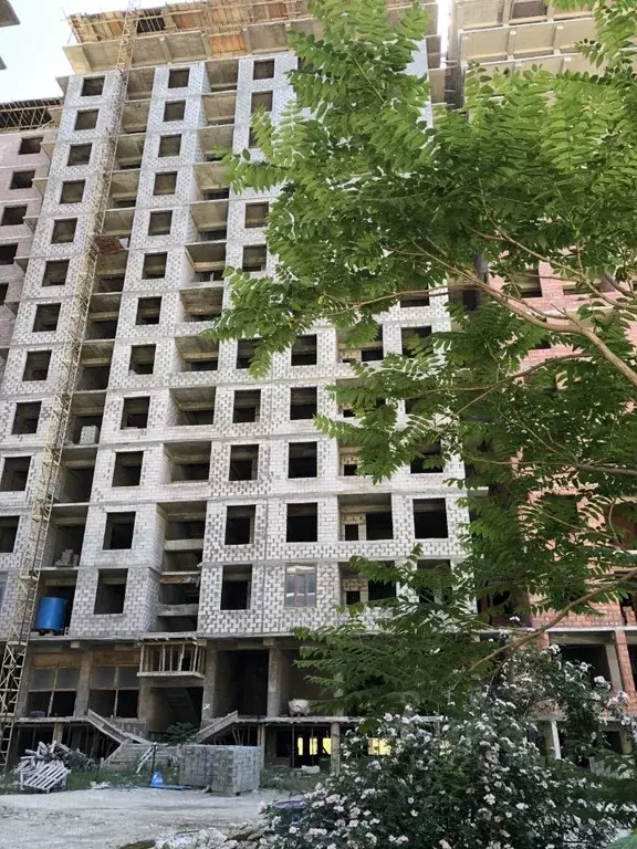 3-к кв. Дагестан, Махачкала ул. Ирчи Казака, 101 (93.0 м) - Фото 1