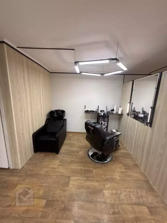 Торговая площадь в Крым, Евпатория просп. Победы, 63А (21 м) - Фото 2