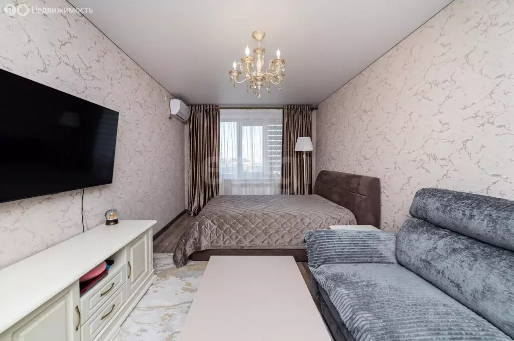 3-комнатная квартира: Курган, улица Бурова-Петрова, 96 (62 м) - Фото 2