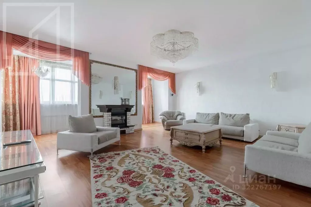 4-к кв. Москва Давыдковская ул., 3 (225.0 м) - Фото 1