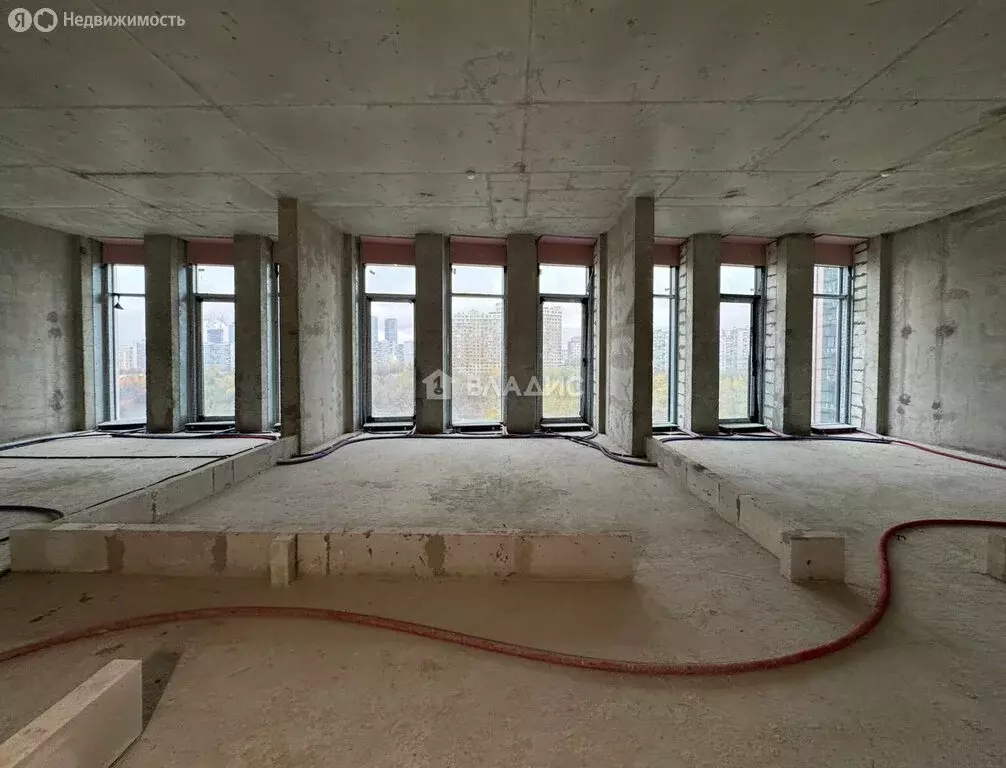 2-комнатная квартира: Москва, улица Светланова, 11к2 (89.6 м) - Фото 1