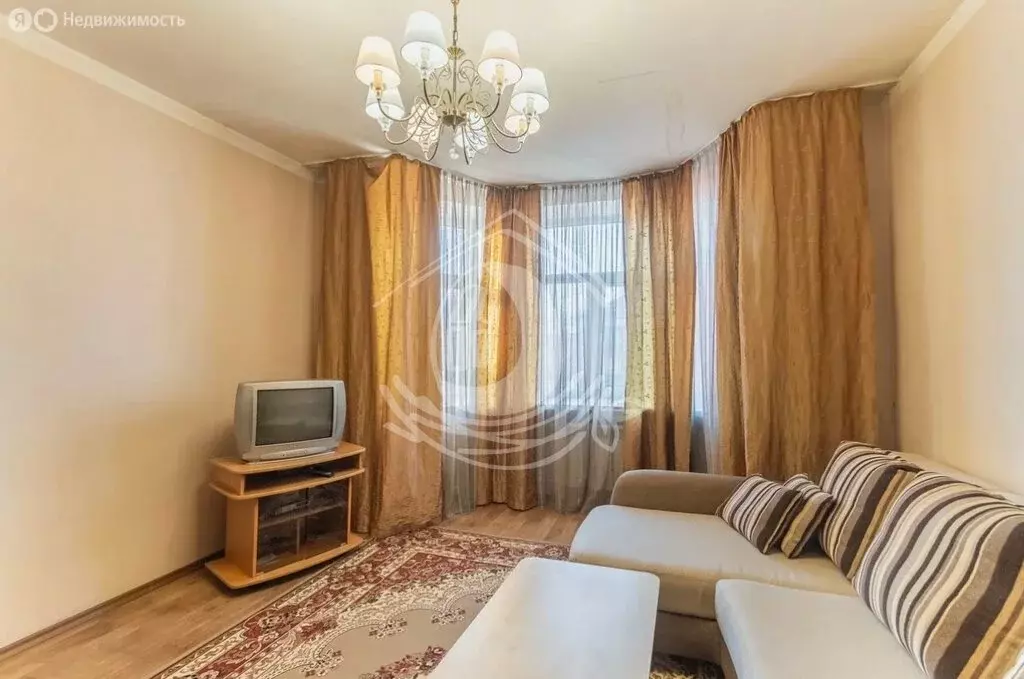 2-комнатная квартира: Барнаул, проспект Ленина, 93 (58.9 м) - Фото 2