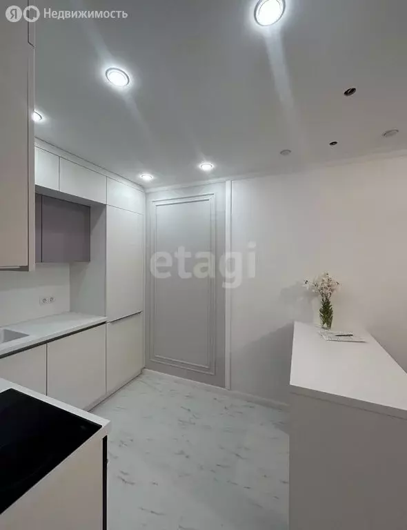 1-комнатная квартира: Тюмень, Краснооктябрьская улица, 14 (40 м) - Фото 1
