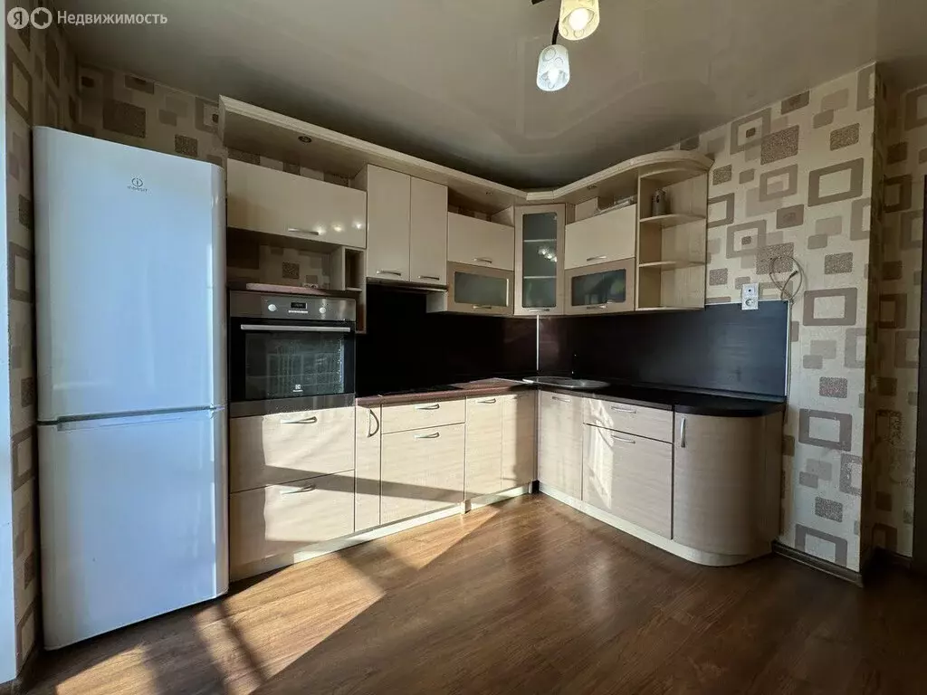 2-комнатная квартира: Екатеринбург, улица Амундсена, 68Б (54 м) - Фото 0
