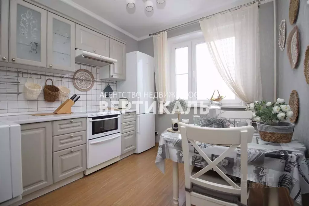 2-к кв. Москва ул. Удальцова, 89 (58.0 м) - Фото 0