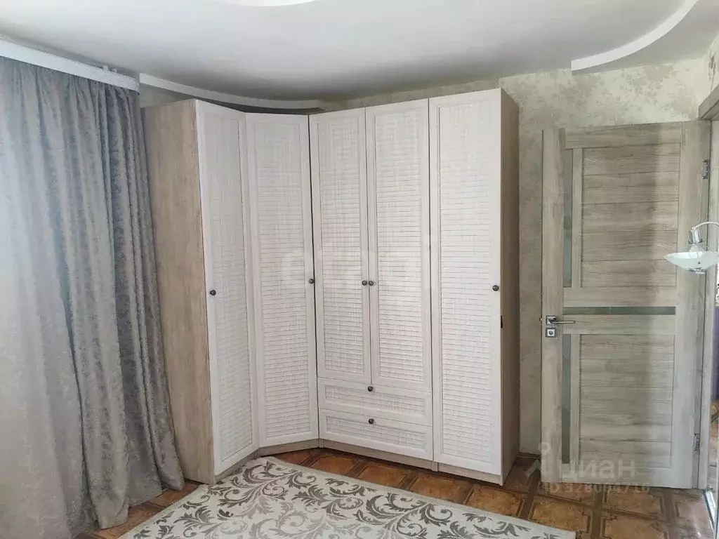 3-к кв. Челябинская область, Пласт Октябрьская ул., 31 (69.4 м) - Фото 1