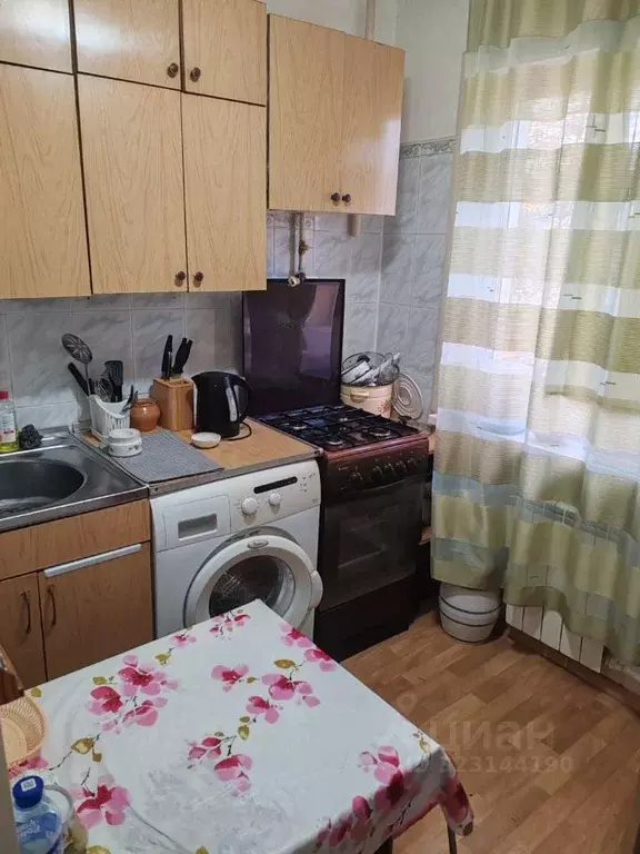 3-к кв. Омская область, Омск ул. Лукашевича, 15 (58.0 м) - Фото 1