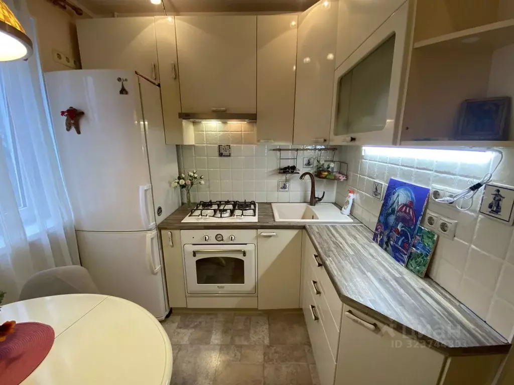 2-к кв. Башкортостан, Уфа ул. Блюхера, 6 (42.5 м) - Фото 2