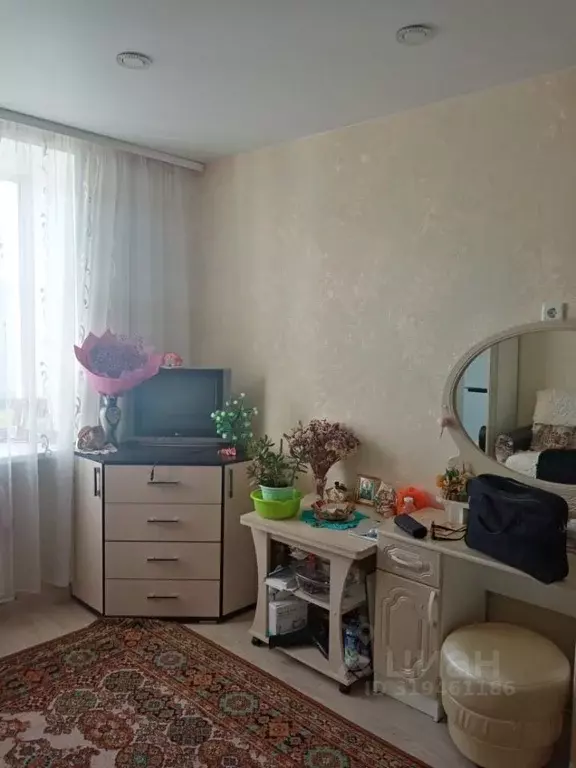 Комната Свердловская область, Каменск-Уральский Октябрьская ул., 87 - Фото 1