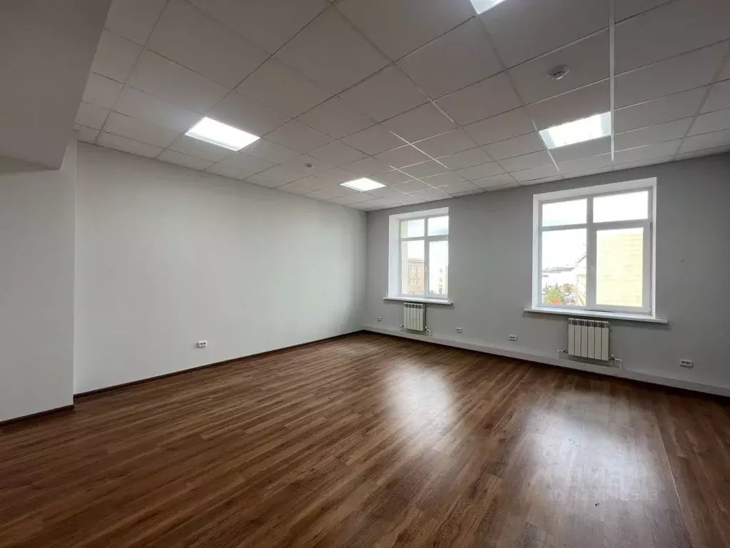 Офис в Татарстан, Казань ул. Мазита Гафури, 50к6 (36 м) - Фото 2