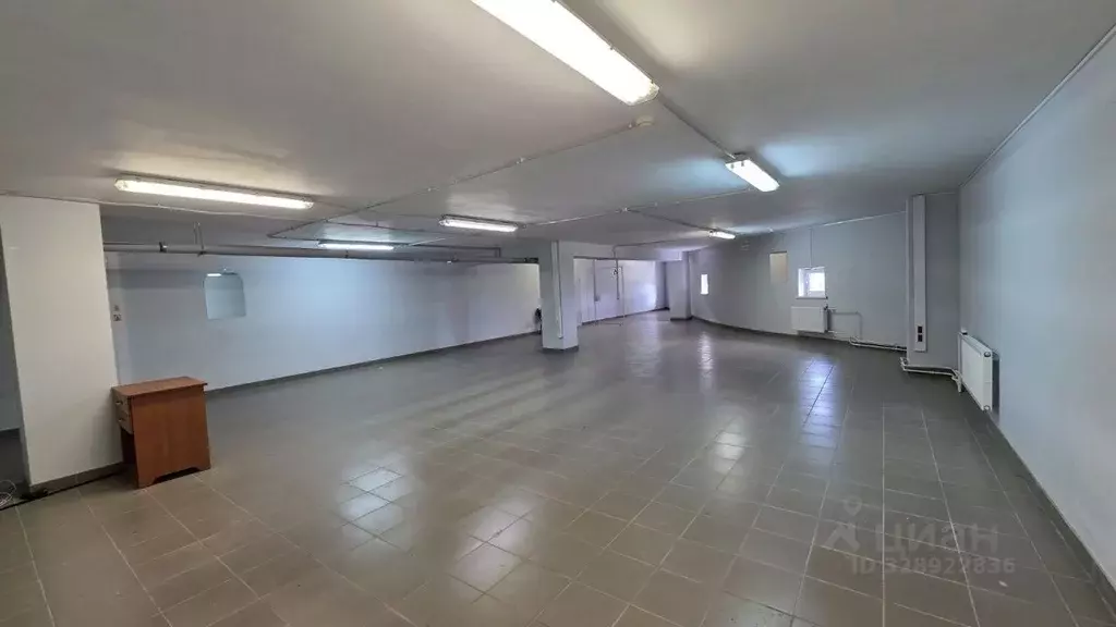 Помещение свободного назначения в Новгородская область, Великий ... - Фото 1