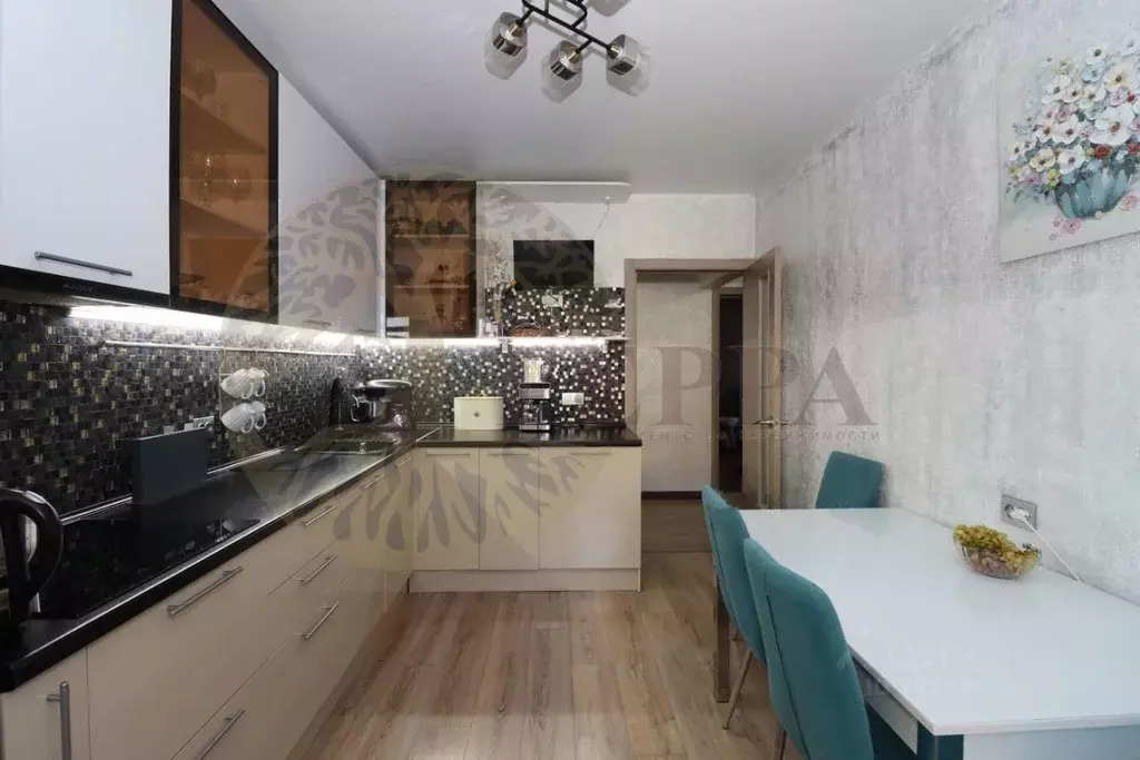 3-к кв. Воронежская область, Новоусманский район, пос. Отрадное ул. ... - Фото 1