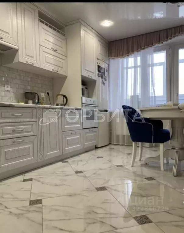 2-к кв. Тюменская область, Тюмень Кремлевская ул., 89 (66.0 м) - Фото 2