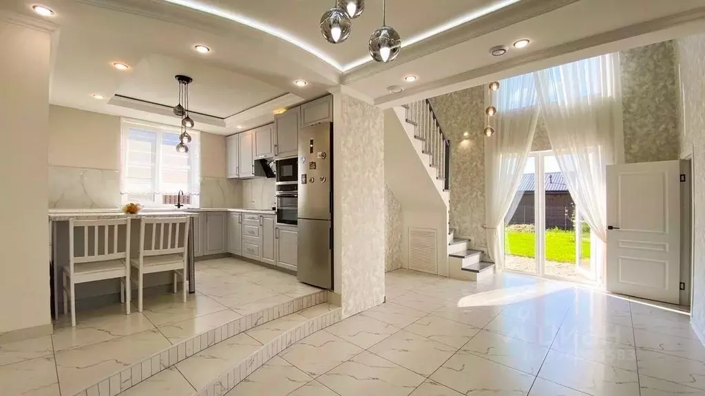 Дом в Ленинградская область, Гатчинский муниципальный округ, д. ... - Фото 1