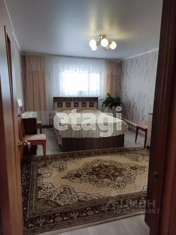 Дом в Башкортостан, Гафурийский район, Бурлинский сельсовет, д. ... - Фото 1