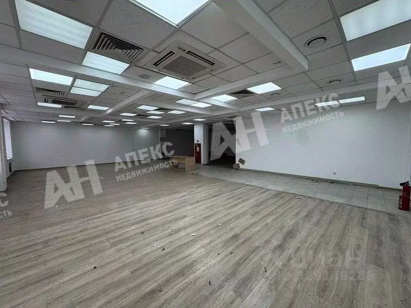 Помещение свободного назначения в Московская область, Красногорск ... - Фото 1