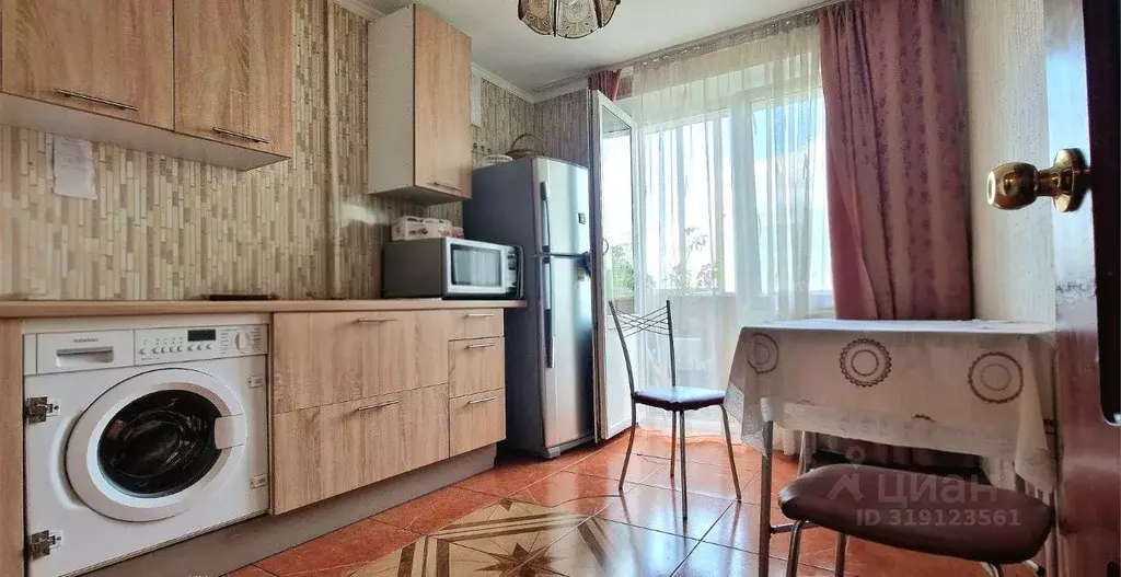 Квартира, 3 комнаты, 64.8 м - Фото 1