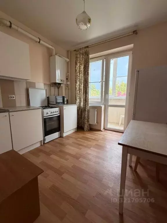 2-к кв. Краснодарский край, Горячий Ключ ул. Ленина, 49 (60.0 м) - Фото 0