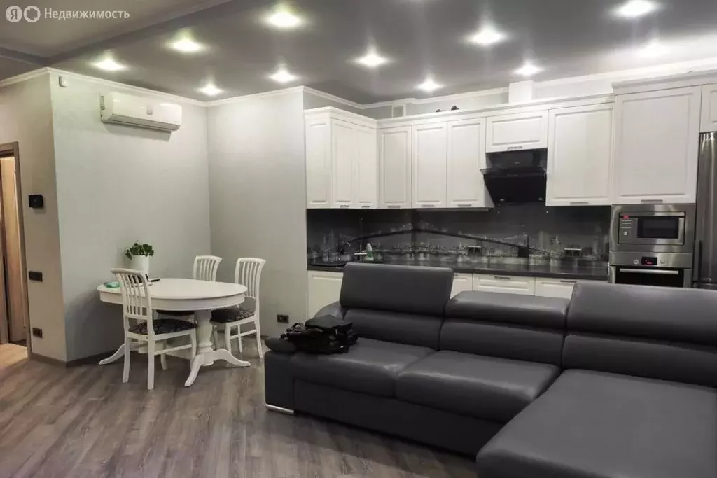 3-комнатная квартира: Краснодар, улица имени 40-летия Победы, 131 (82 ... - Фото 1