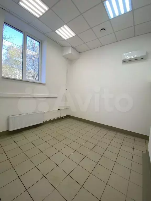 С ремонтом под бьюти, торговлю, услуги, офис - Фото 0