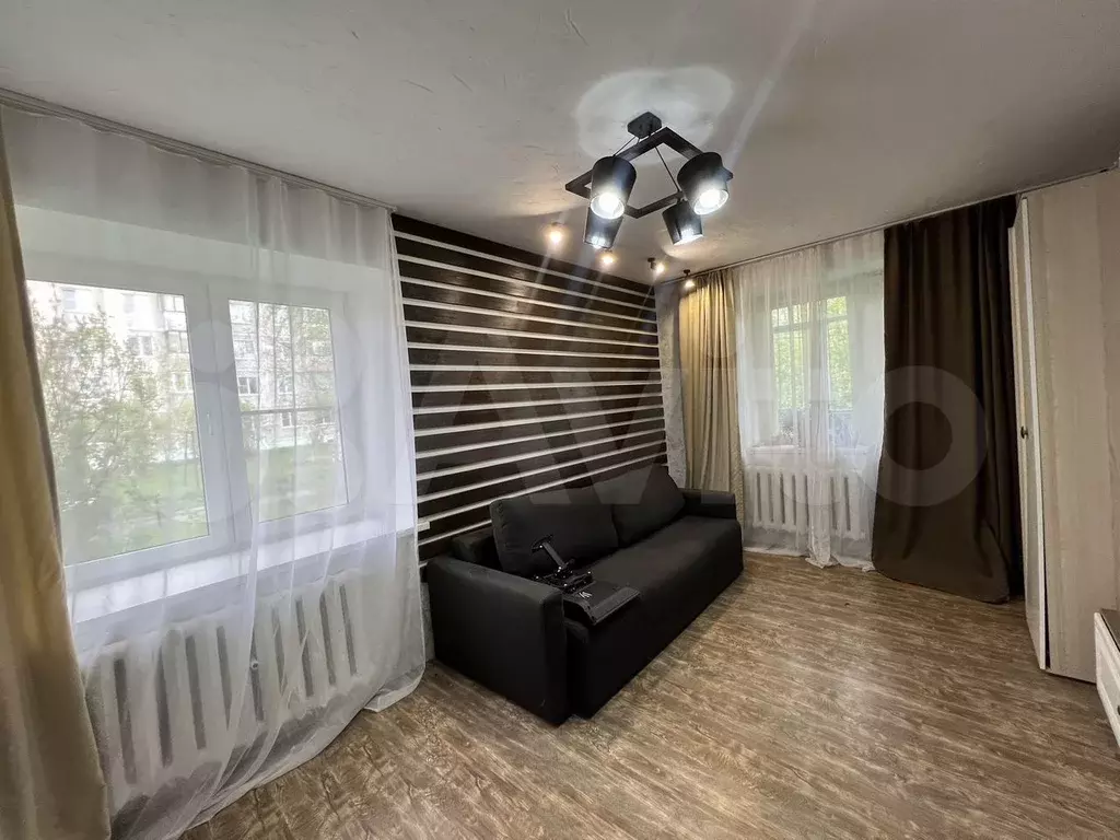 2-к. квартира, 47 м, 1/2 эт. - Фото 1