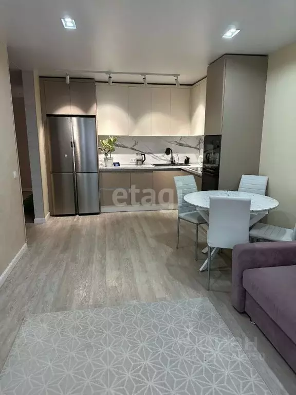 3-к кв. Тюменская область, Тюмень ул. 50 лет Октября, 57Бк1 (98.9 м) - Фото 1