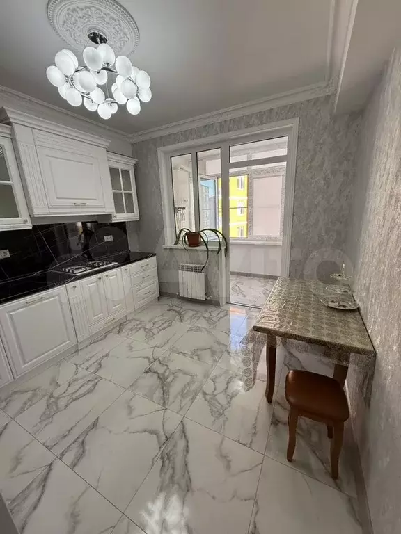 1-к. квартира, 52 м, 7/9 эт. - Фото 0
