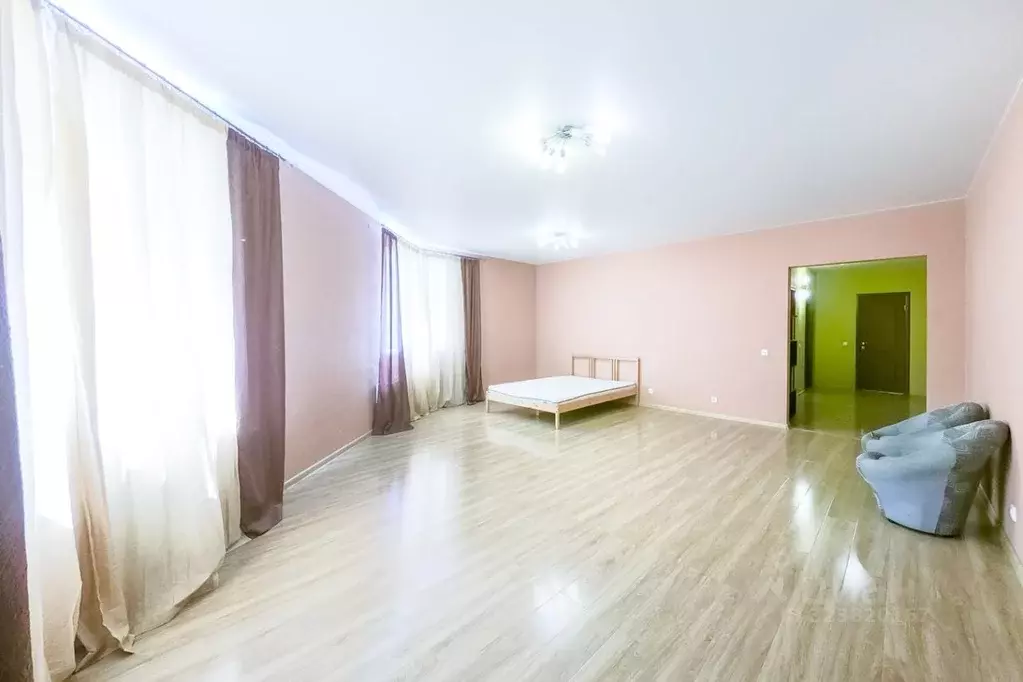 2-к кв. Свердловская область, Екатеринбург ул. Сурикова, 53А (73.0 м) - Фото 2