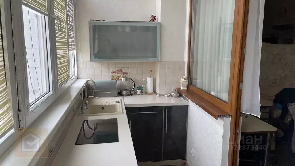 2-к кв. Крым, Симферополь городской округ, Аэрофлотский пгт ул. ... - Фото 2