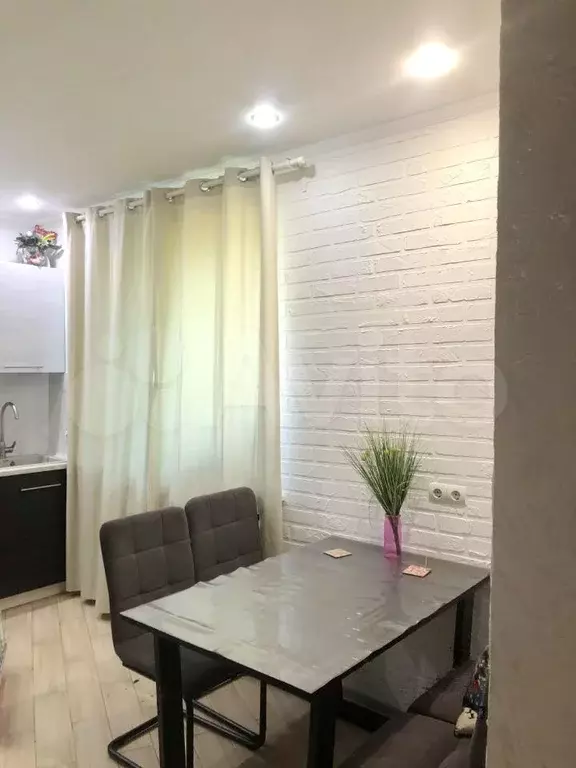 2-к. квартира, 54 м, 3/3 эт. - Фото 0