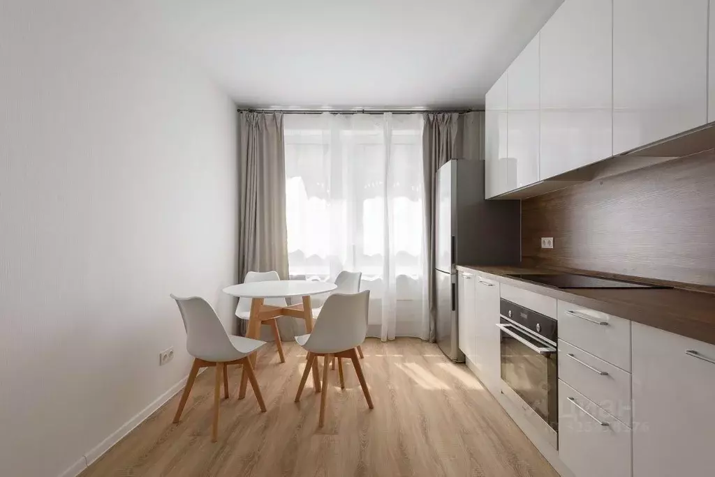 3-к кв. Московская область, Одинцовский городской округ, с. Лайково, ... - Фото 1