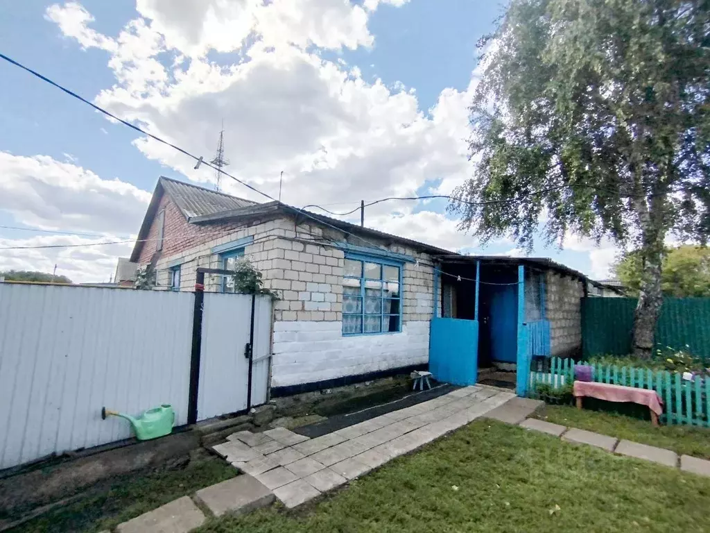 Дом в Оренбургская область, Переволоцкий район, с. Кариновка ... - Фото 2