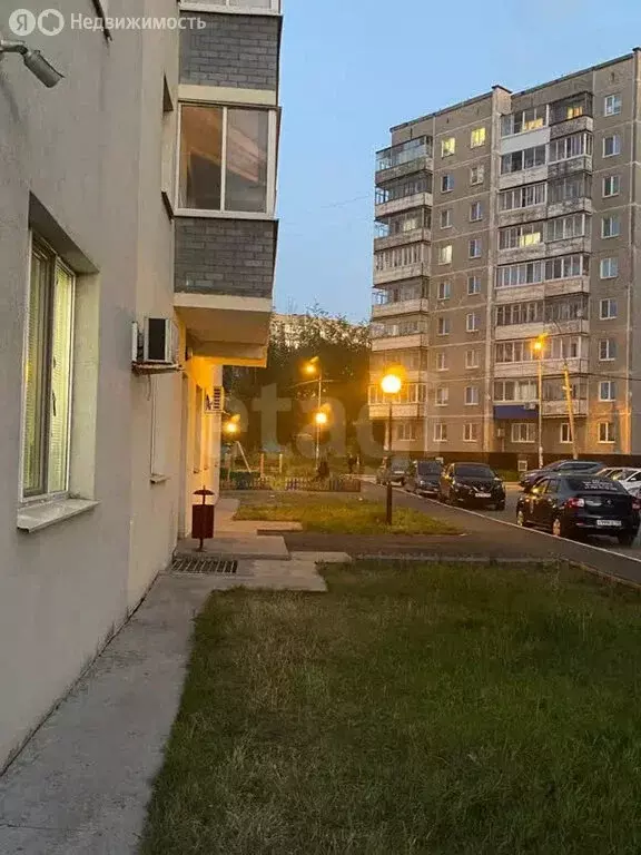 1-комнатная квартира: Нижний Тагил, улица Ильича, 90 (37 м) - Фото 2