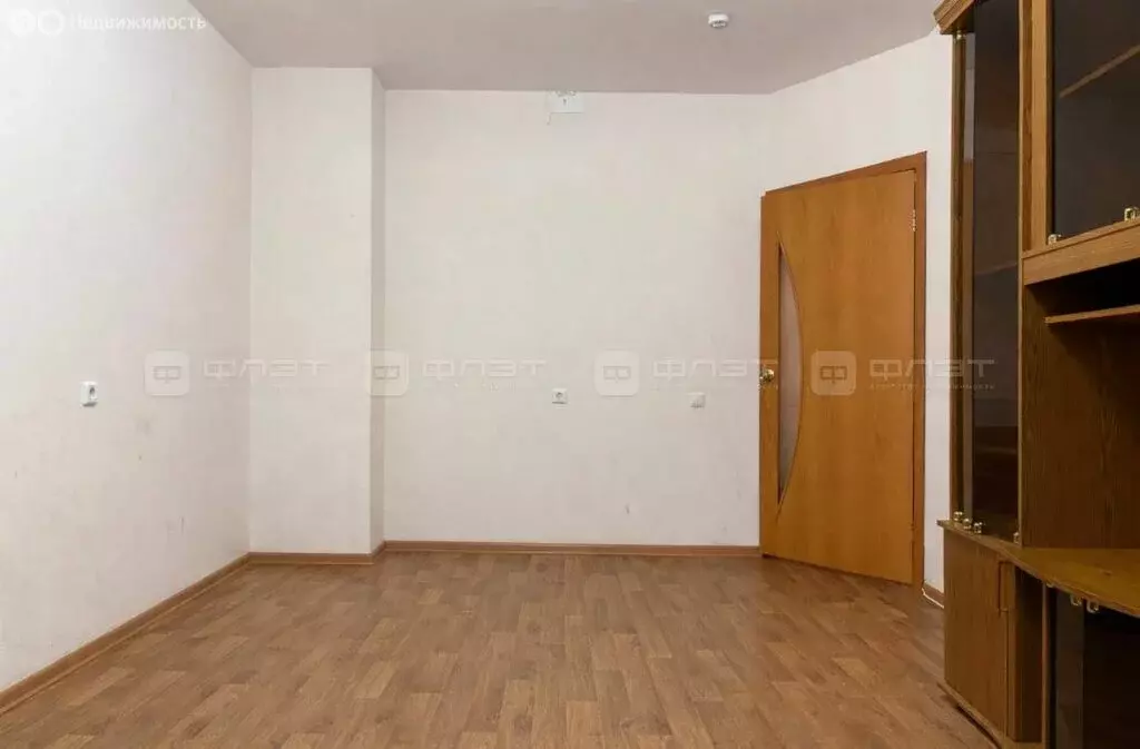 2-комнатная квартира: село Осиново, улица Гайсина, 11 (51.1 м) - Фото 2