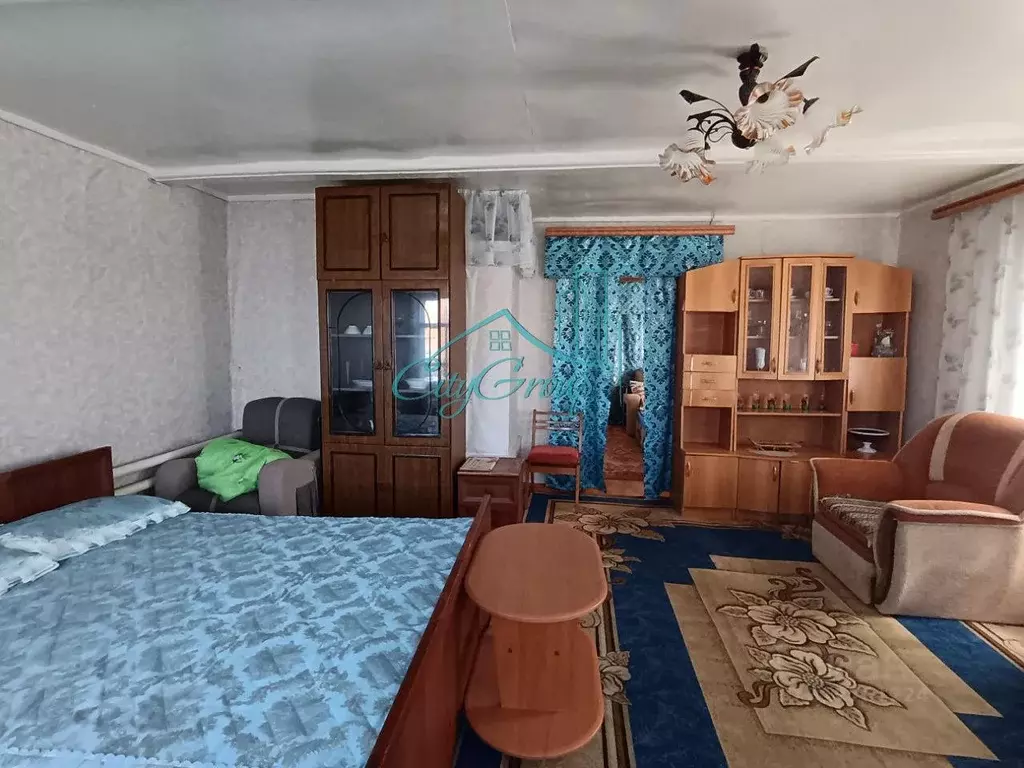 Дом в Оренбургская область, Новоорский район, Кумакский сельсовет, с. ... - Фото 1