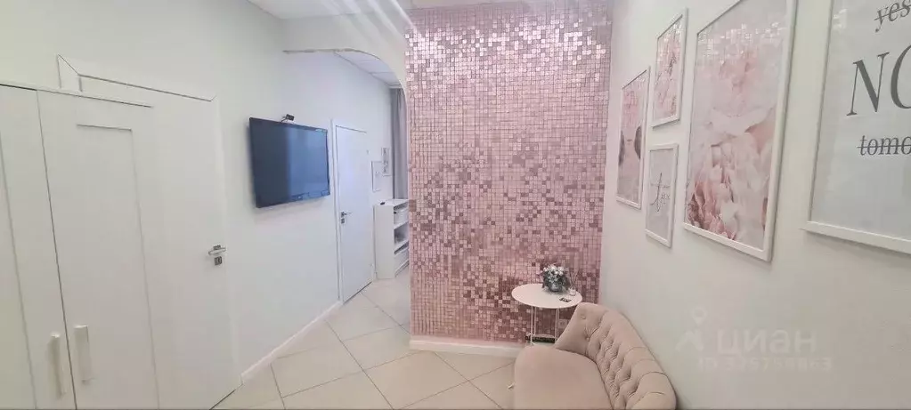 Помещение свободного назначения в Томская область, Томск просп. ... - Фото 1