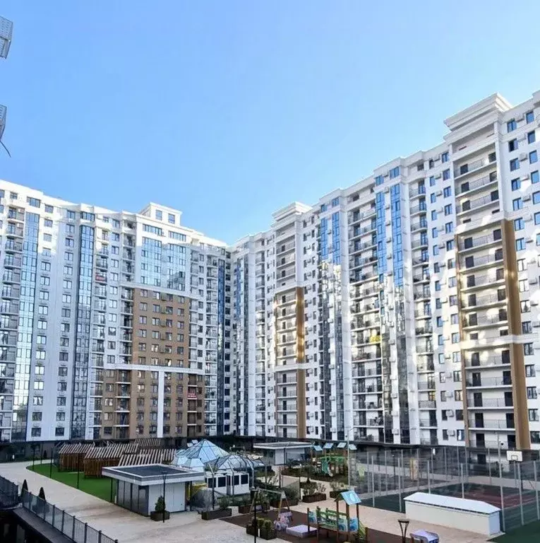 2-к кв. Краснодарский край, Сочи Завокзальный мкр, пер. Трунова, 6к7 ... - Фото 1