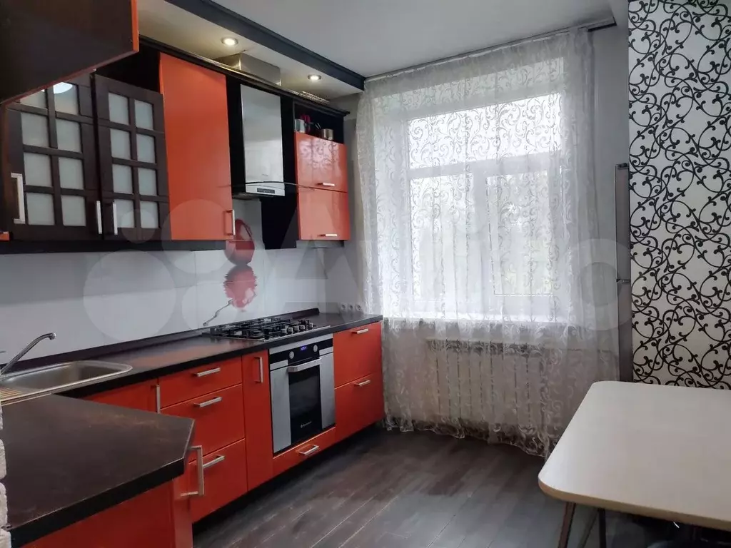 2-к. квартира, 54 м, 4/4 эт. - Фото 0