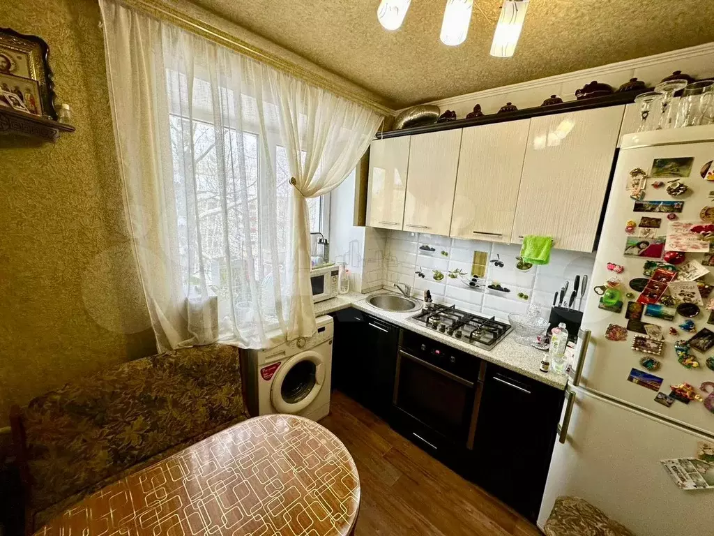 3-к. квартира, 55 м, 4/5 эт. - Фото 0