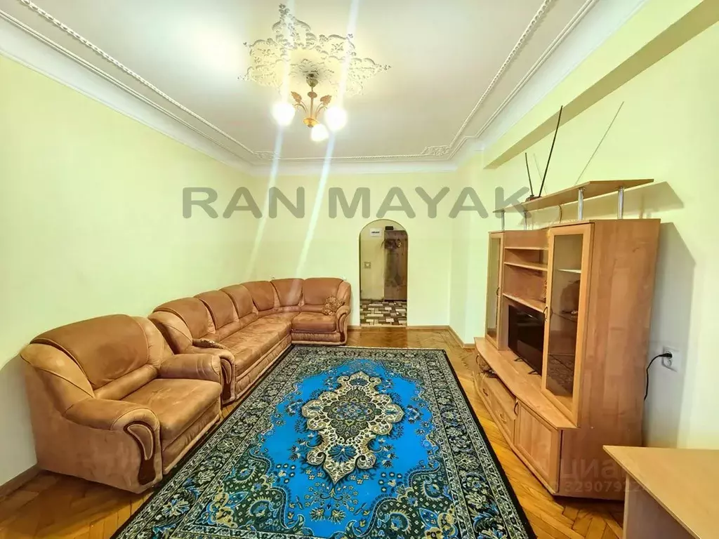 3-к кв. Адыгея, Майкоп Краснооктябрьская ул., 63 (84.1 м) - Фото 1