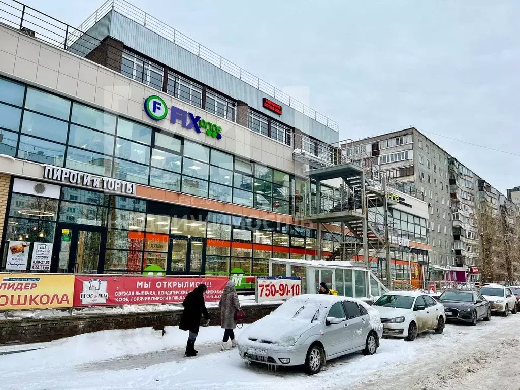 Торговая площадь в Челябинская область, Челябинск Комсомольский ... - Фото 0