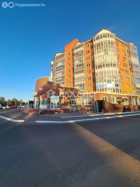 3-комнатная квартира: Улан-Удэ, микрорайон 140А, 10Г (92.8 м) - Фото 0