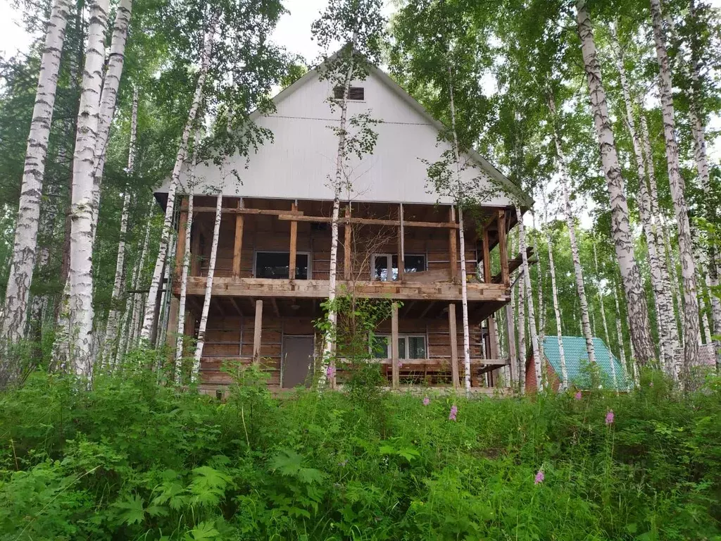 Дом в Красноярский край, Шарыповский муниципальный округ, с. Парная  ... - Фото 1