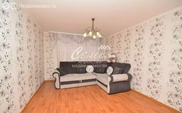 2-комнатная квартира: Заводоуковск, Заводская улица, 7 (46.5 м) - Фото 1
