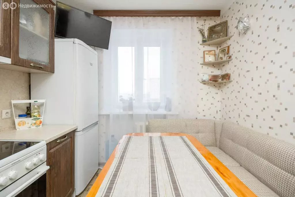 3-комнатная квартира: Тюмень, улица Максима Горького, 10к1 (60 м) - Фото 1