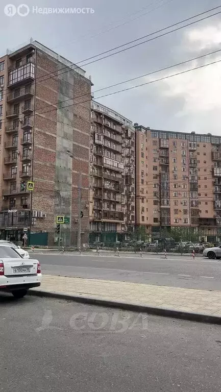 3-комнатная квартира: Каспийск, проспект Акулиничева, 1 (110 м) - Фото 1