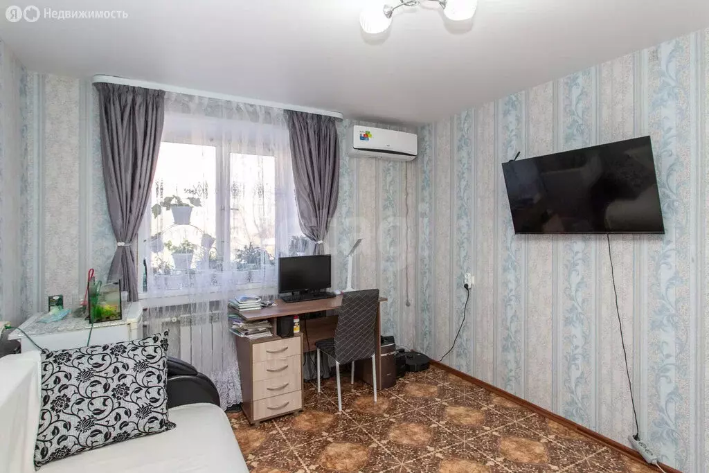 2-комнатная квартира: Тобольск, 8-й микрорайон, 15 (40.5 м) - Фото 2